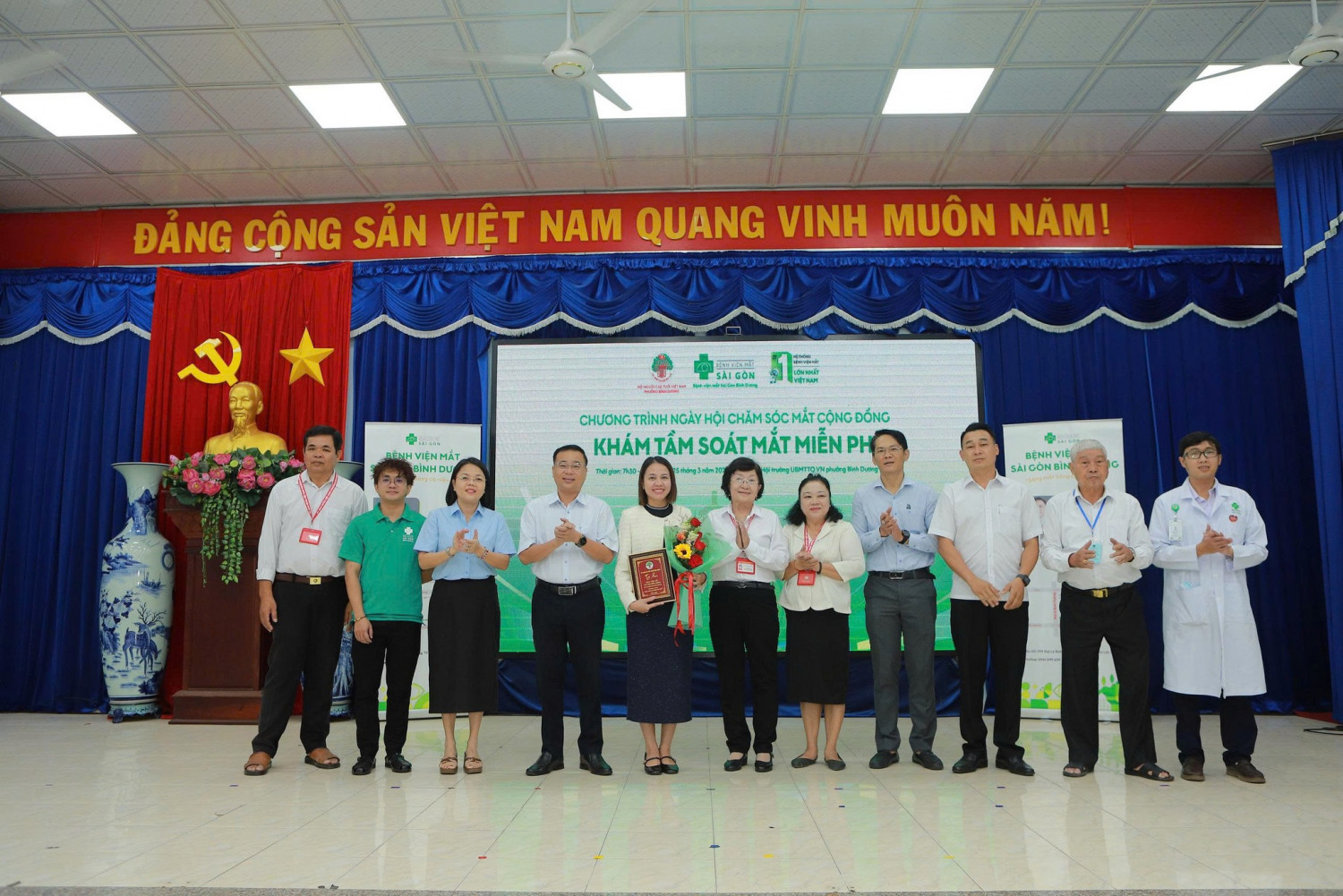 Ngày hội chăm sóc mắt cộng đồng: Khám tầm soát mắt miễn phí